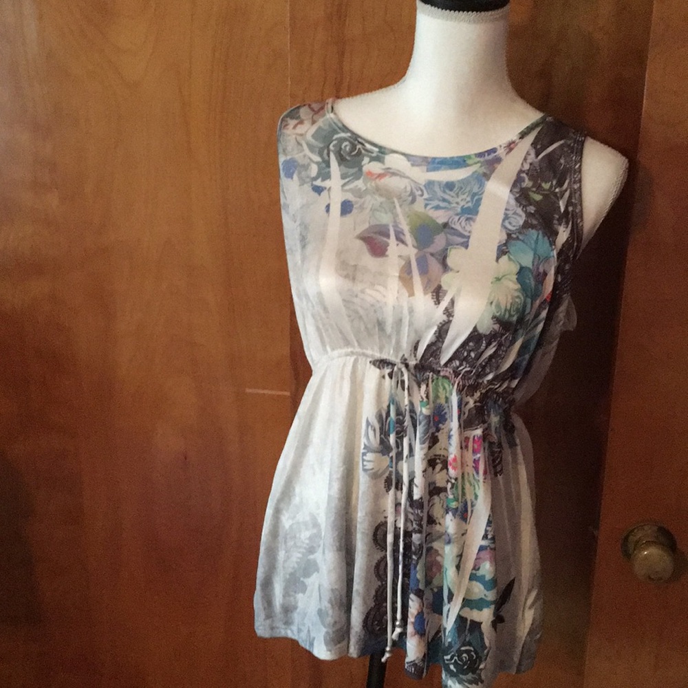 Floral sleeveless top nylon fabric